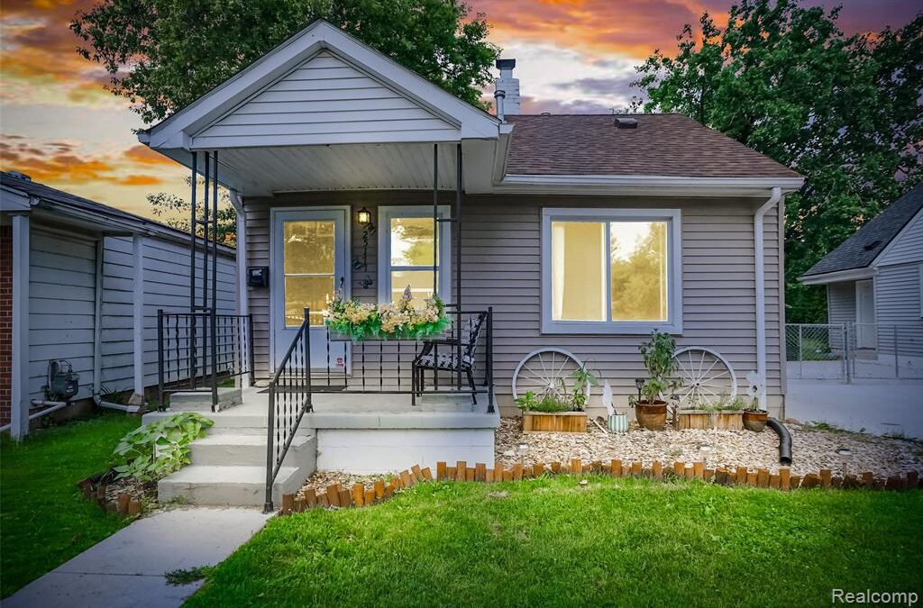 25171 Lawn Street Roseville, Michigan 48066