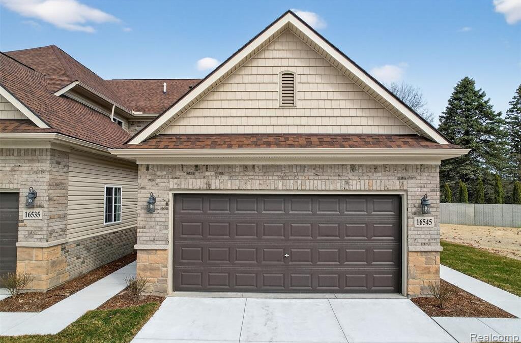 16545 Savor Lane #28 Clinton Twp, Michigan 48035